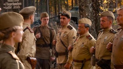 MV5BYThkMDliZmItZGU3Ni00NWZjLThlNDktYzRmMDE0YmUwYjJiXkEyXkFqcGc@._V1_FMjpg_UX1000_